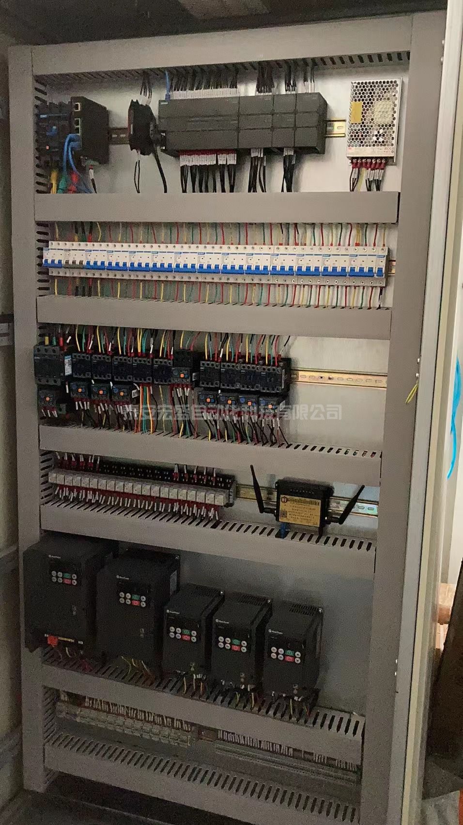 西門(mén)子PLC全自動(dòng)石膏條板控制系統(tǒng)