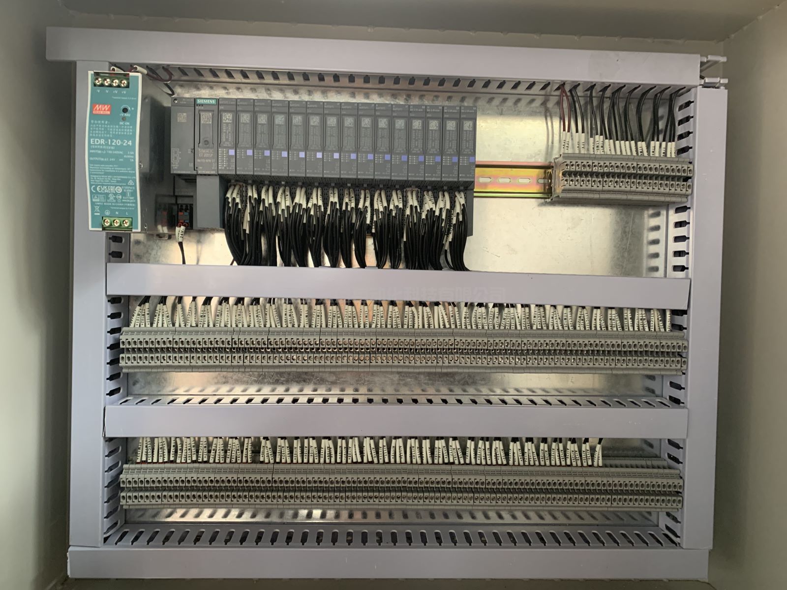 西門(mén)子PLC分站控制系統(tǒng)